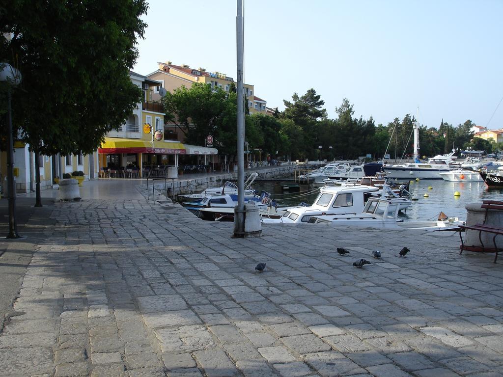 Apartments Petricevic 2 Selce Dış mekan fotoğraf