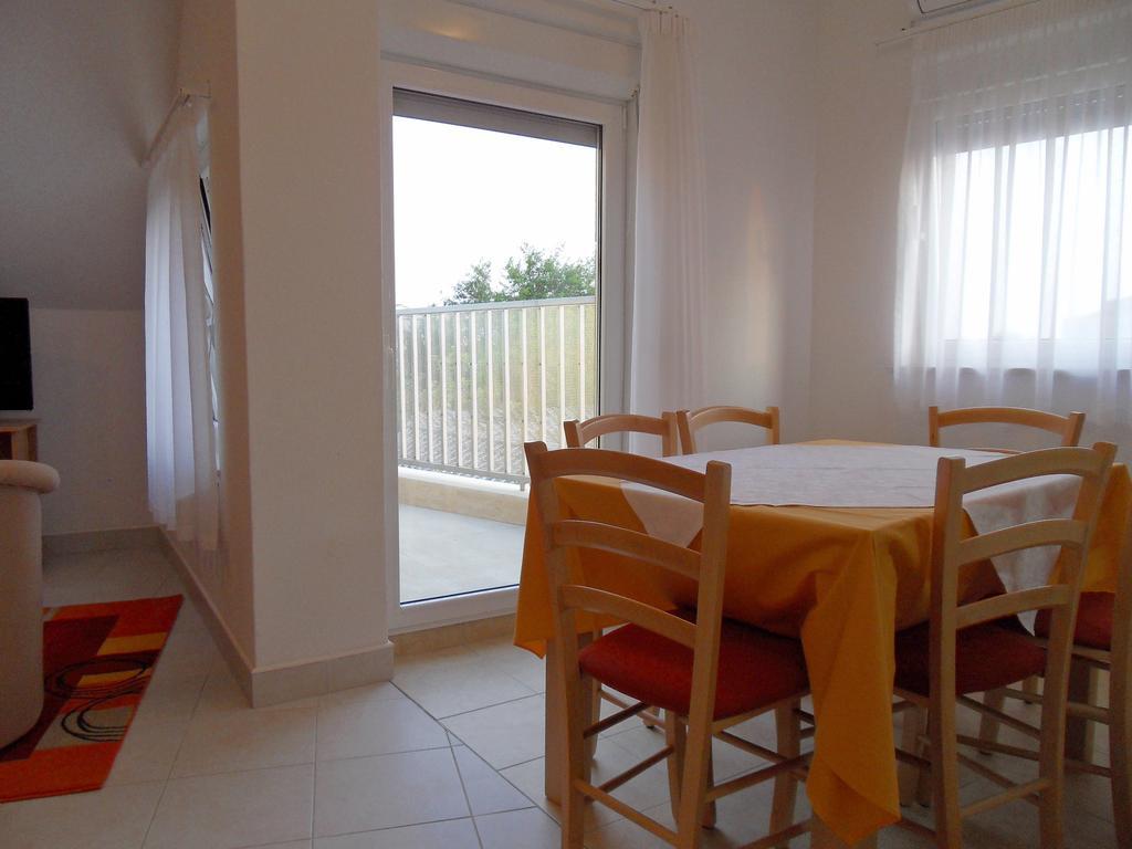 Apartments Petricevic 2 Selce Dış mekan fotoğraf