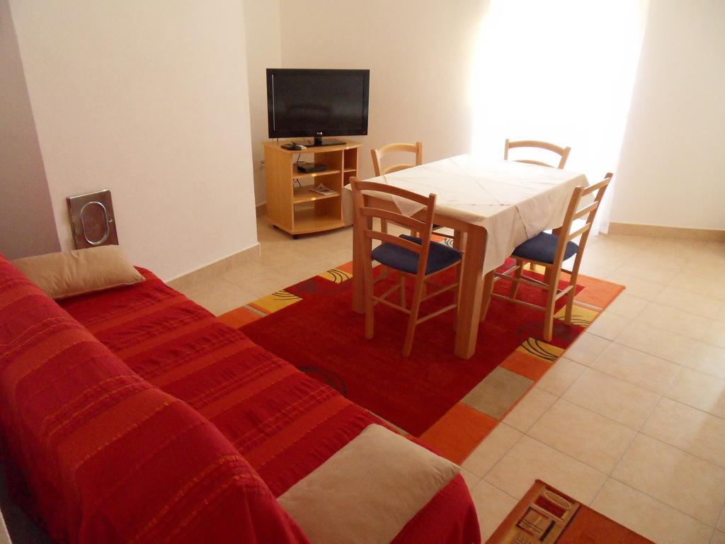 Apartments Petricevic 2 Selce Dış mekan fotoğraf